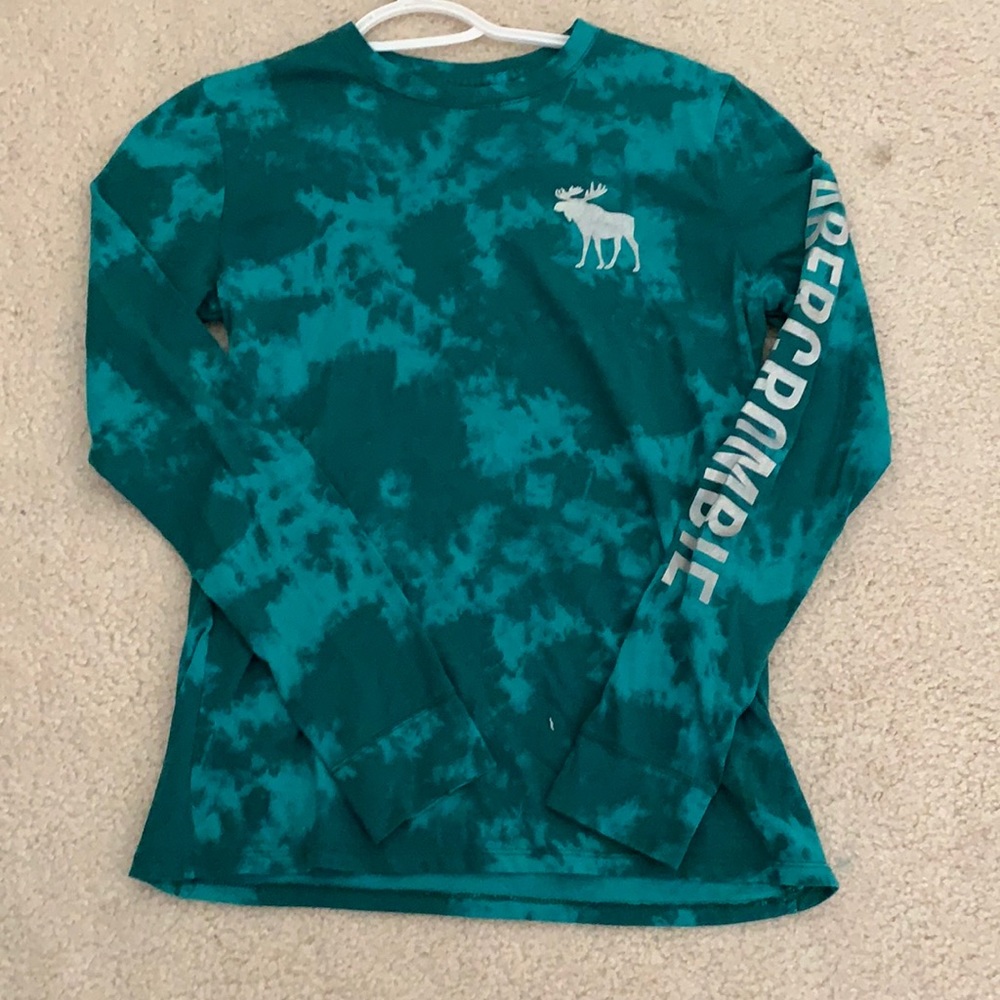 cute Abercrombie and Fitch shirt
